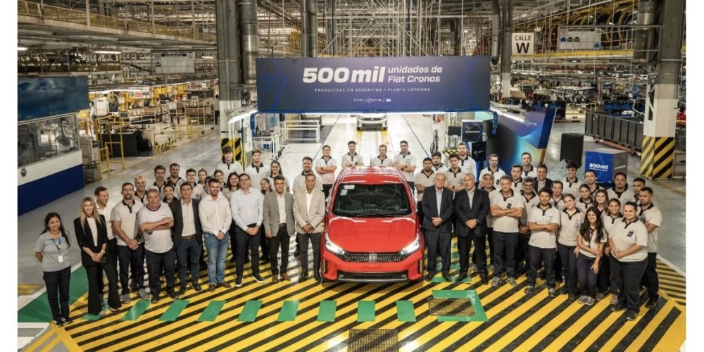 Stellantis celebra los 500.000 Fiat Cronos producidos en el Polo Industrial Ferreyra en C&oacute;rdoba