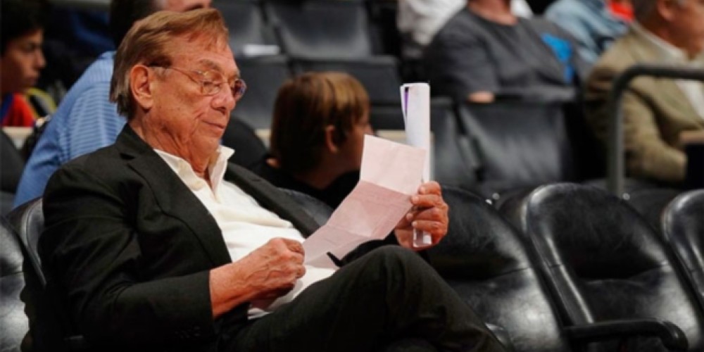 La NBA podría obligar a Sterling a vender su franquicia