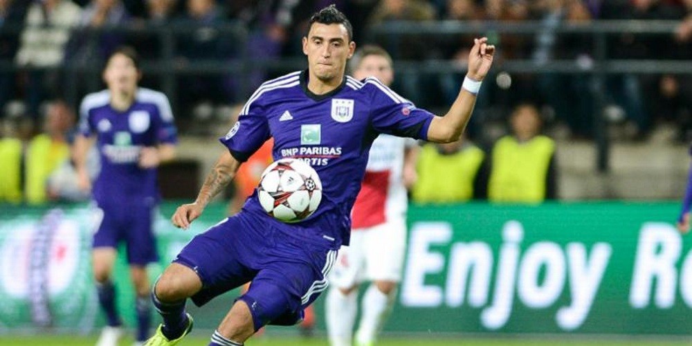 Luis Suárez sorprendió a los clientes en un local de Adidas