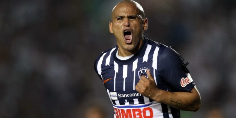 Humberto Suazo anunci&oacute; su regreso al f&uacute;tbol, en una competici&oacute;n muy particular