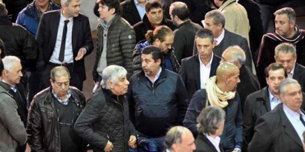 La Superliga evalúa descender a siete equipos antes del 2019