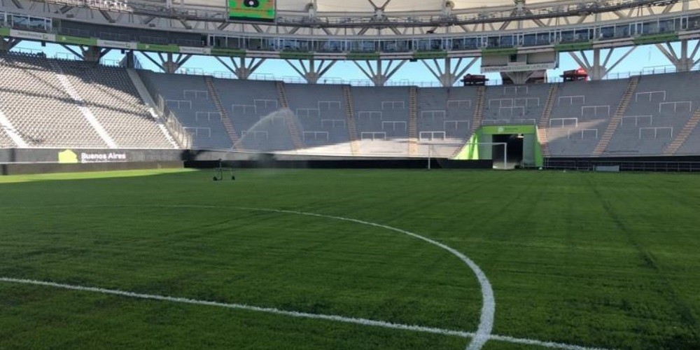 La Superliga le abrió un expediente a Estudiantes y Belgrano por el mal estado de sus campos de juego