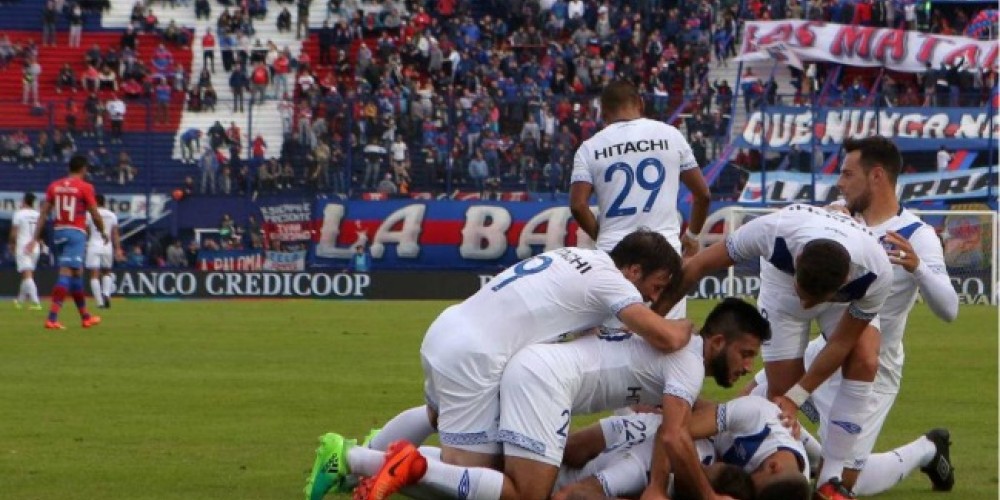 La AFA evalúa volver a jugar un torneo corto después de Rusia 2018