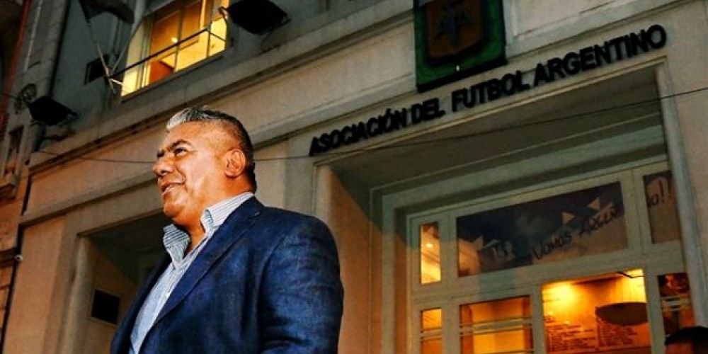 Uno por uno, los 32 avales para la candidatura de Chiqui Tapia a la AFA