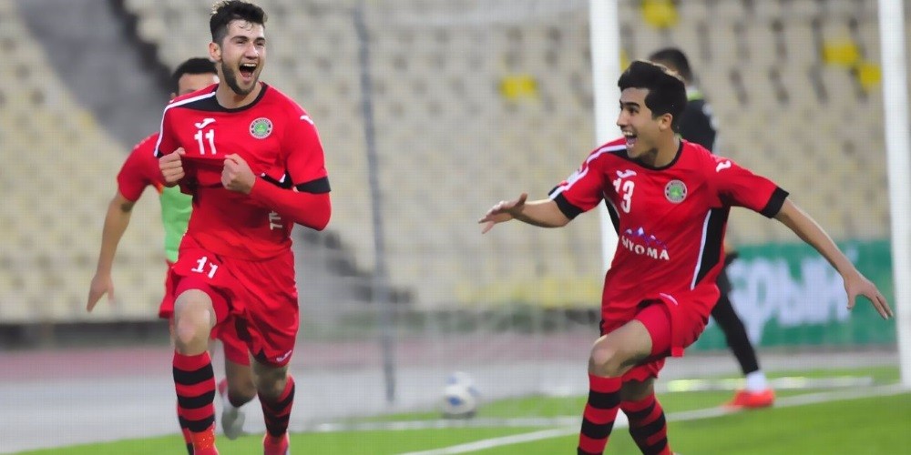 Tayikistán, el país de Asia central donde se sigue jugando al fútbol en tiempos de coronavirus