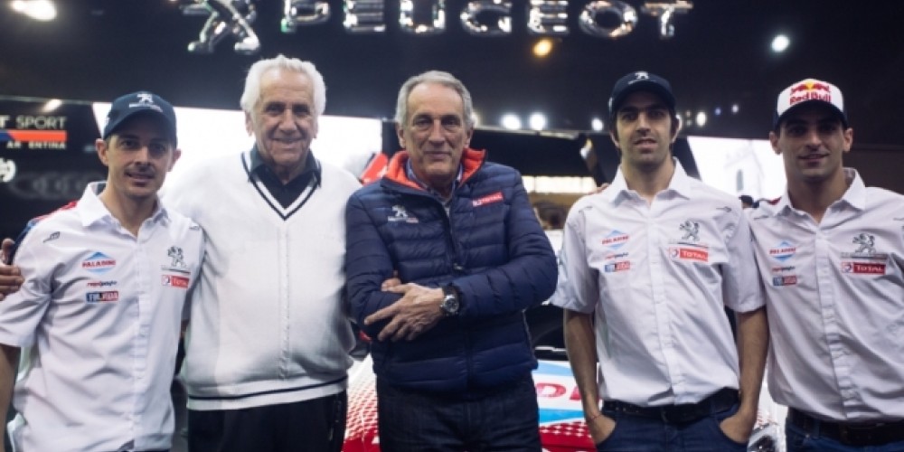 El Team Peugeot Total visit&oacute; el Stand de Peugeot en el Sal&oacute;n del Autom&oacute;vil