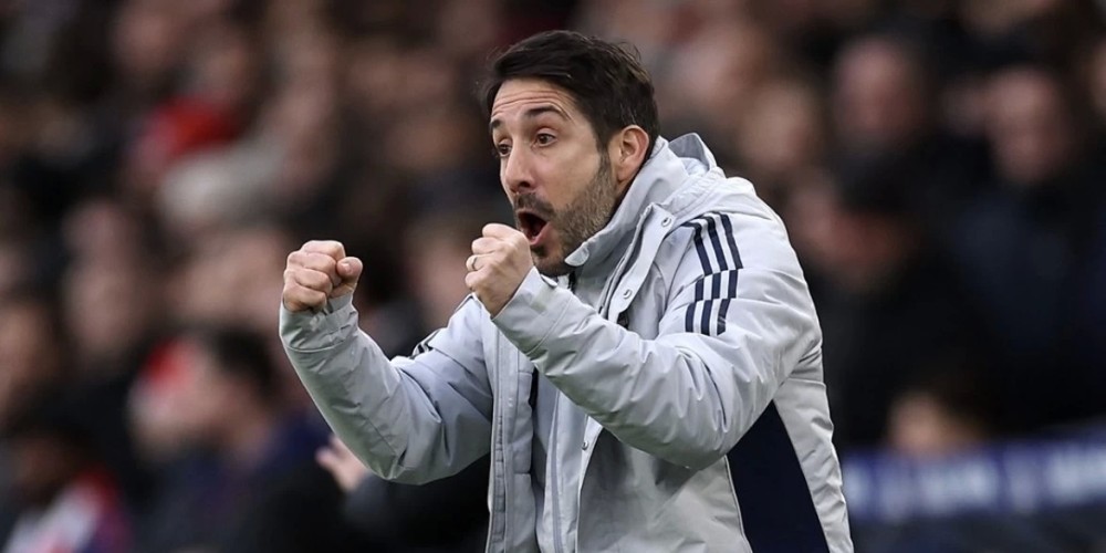 El t&eacute;cnico especializado en pelotas paradas del Arsenal tiene un bonus por cada gol por esa v&iacute;a