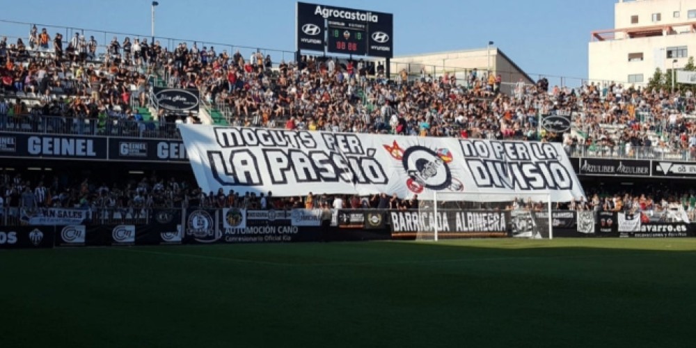 El equipo semi amateur del f&uacute;tbol espa&ntilde;ol que supera la asistencia de equipos de LaLiga
