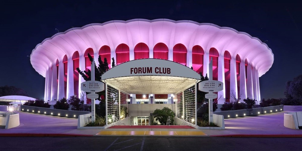 Los Angeles Clippers compró el viejo estadio donde jugaban los Lakers