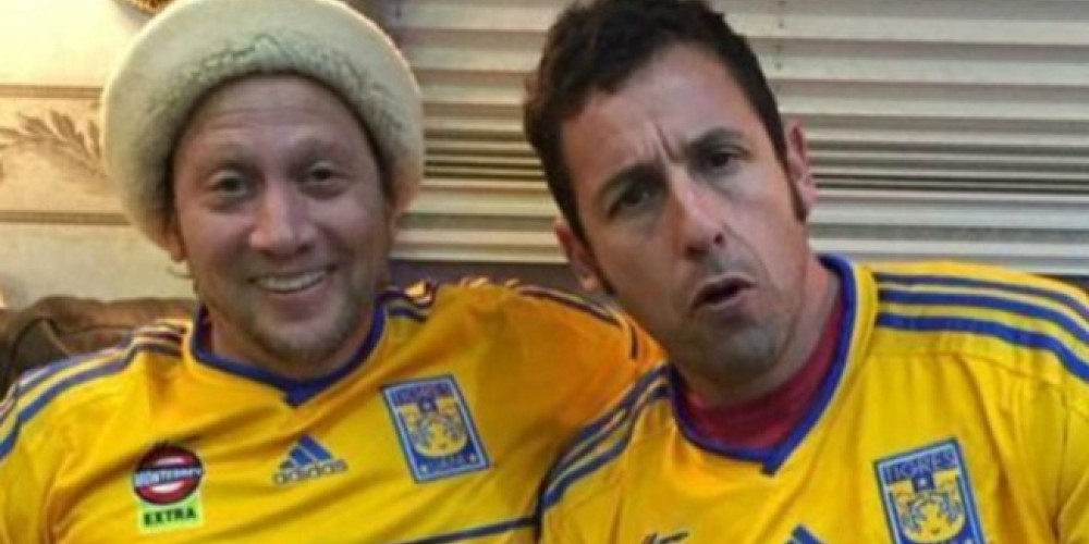 Adam Sandler y Rob Schneider celebraron el triunfo de Tigres de M&eacute;xico