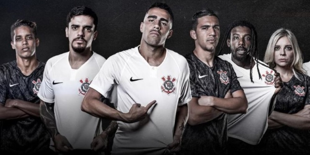 Corinthians presentó sus nuevos uniformes basados en la “Democracia Corinthiana” de Sócrates