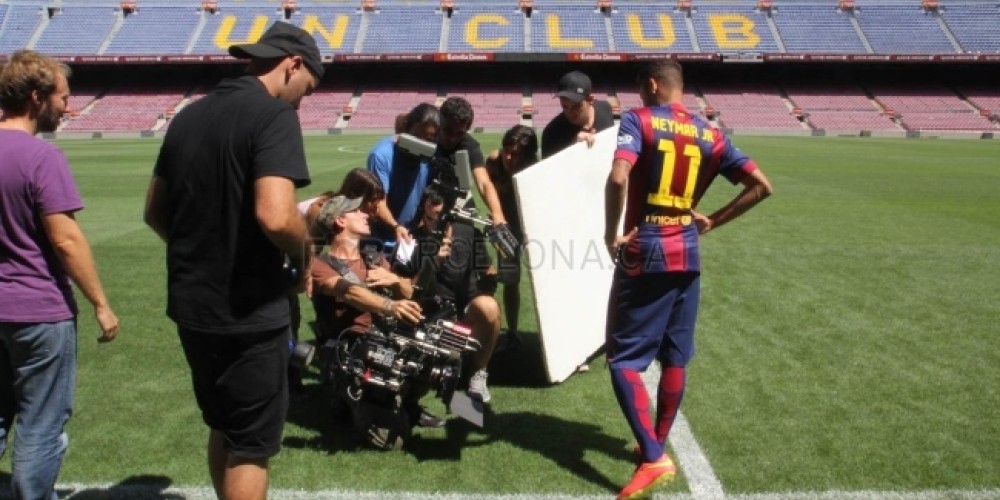 “Todo empieza de nuevo”: así promociona el Barcelona la temporada 2014/15