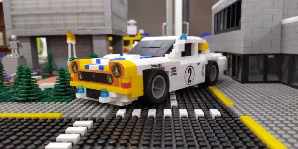 Renault celebra el 55&deg; aniversario de fabricaci&oacute;n del hist&oacute;rico Torino con una r&eacute;plica del auto en Rasti