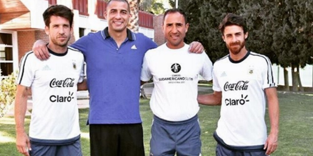 Trezeguet sorprendi&oacute; con su visita a Aimar y Placente en el Sudamericano Sub 15