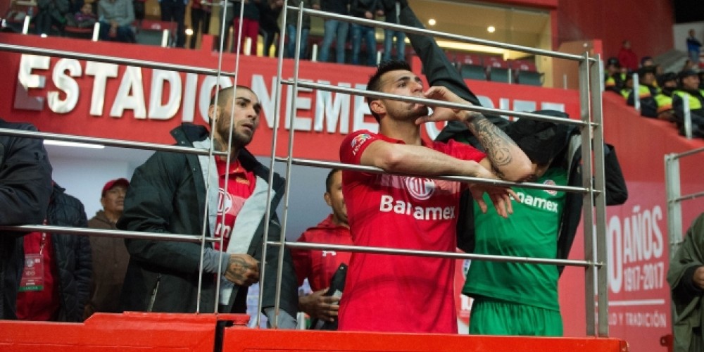 Cansados de las agresiones, los árbitros mexicanos suspendieron la fecha