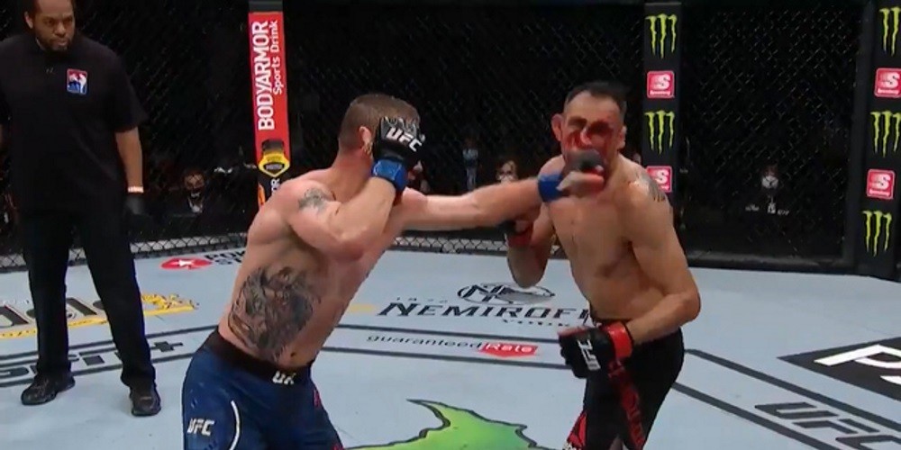 El UFC volvió en Estados Unidos quebrando una gran cantidad de medidas sanitarias