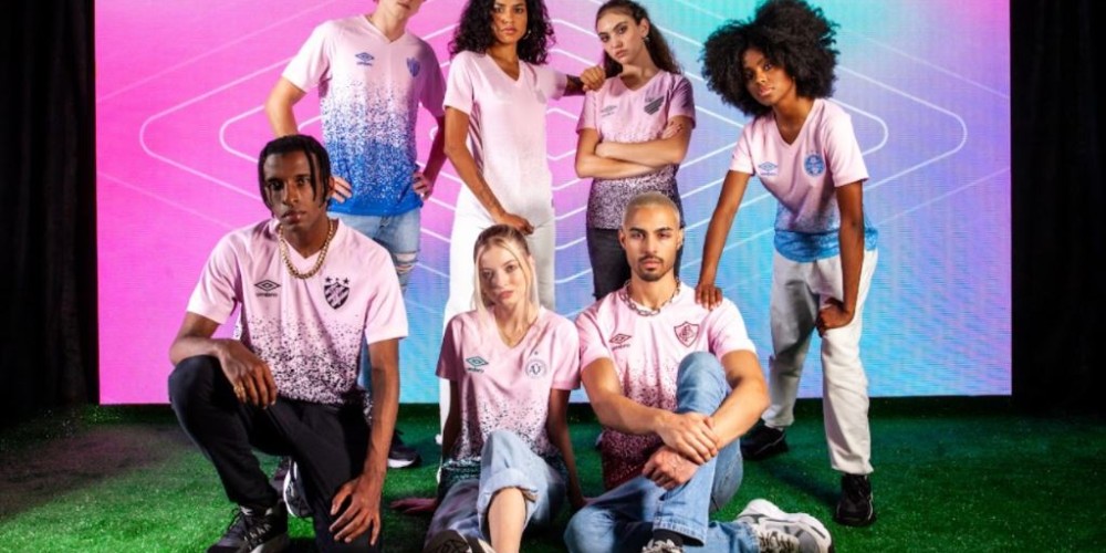 Octubre Rosa: Umbro presentó las camisetas de sus equipos en Brasil para concientizar sobre el Cáncer de Mama