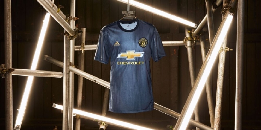 adidas presentó la nueva camiseta del Manchester United para la temporada 2018/19