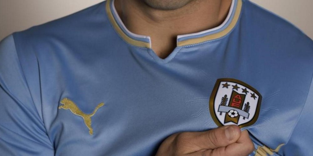 Con autorización de la FIFA, Uruguay mantendrá las 4 estrellas en su escudo