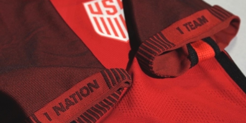 Estados Unidos presentó su tercer uniforme