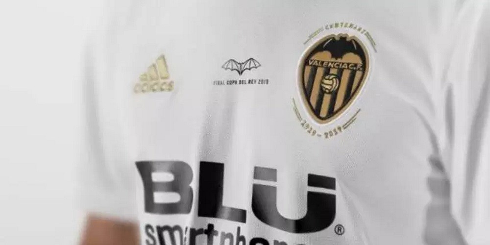 El Valencia ya vende su camiseta especial para la final de la Copa del Rey ante el FC Barcelona
