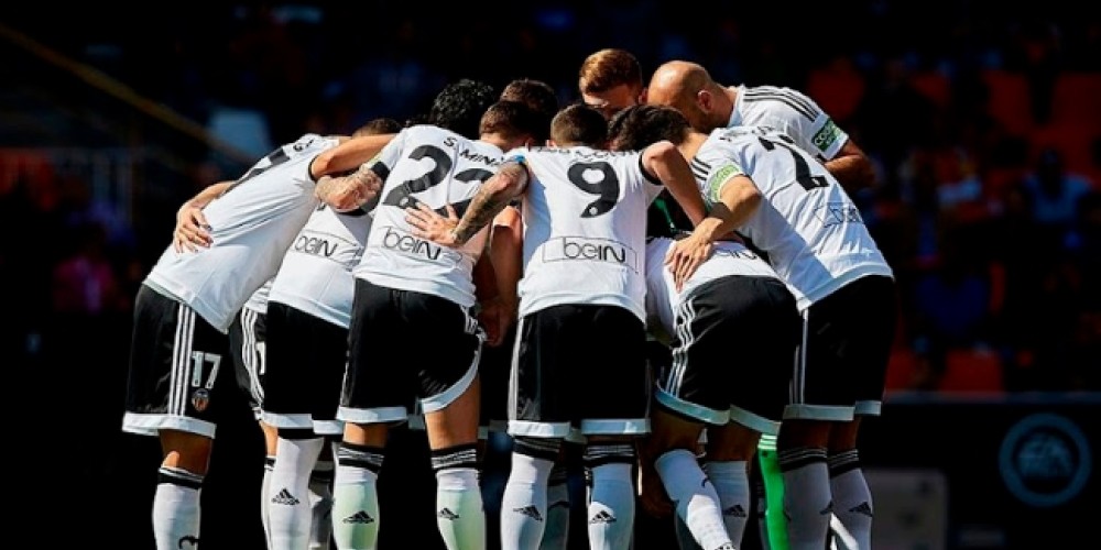 El Valencia lució los nombres de las madres de sus jugadores en la camiseta