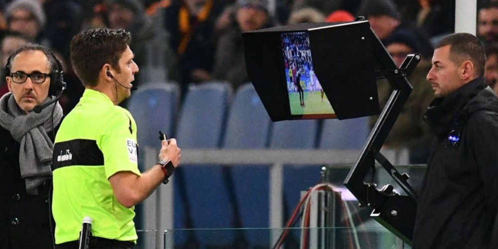 La Serie A pide cambiar el VAR y quiere que los equipos puedan pedirlo durante el partido