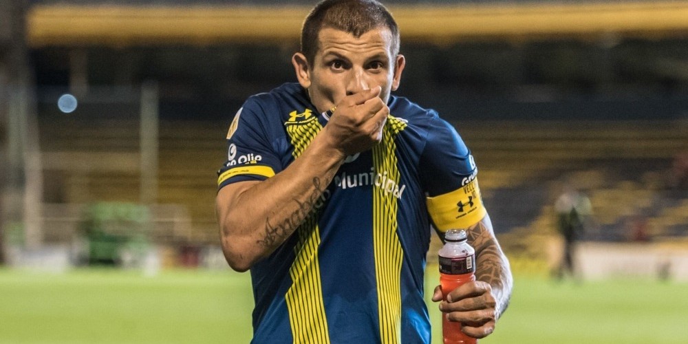 La historia de Emiliano Vecchio; de las Artes Marciales a emblema de Rosario Central