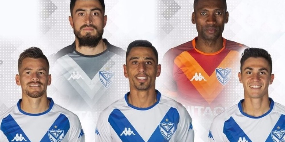 V&eacute;lez present&oacute; sus nuevas camisetas para esta temporada