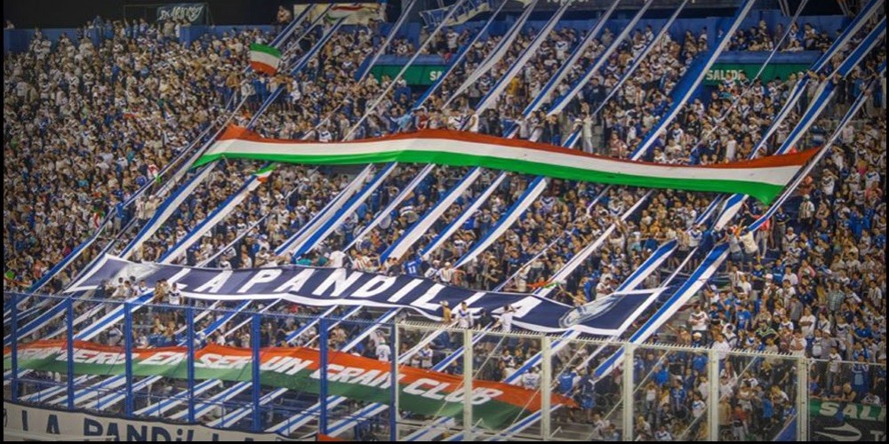 Vélez lanzó su nueva línea de indumentaria en homenaje a los campeones de 1994