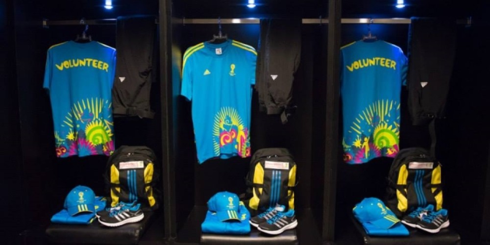 Los voluntarios de Brasil 2014 ya tienen sus uniformes