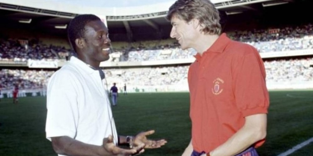 Pol&eacute;mica en Liberia porque su presidente quiere condecorar a Arsene Wenger