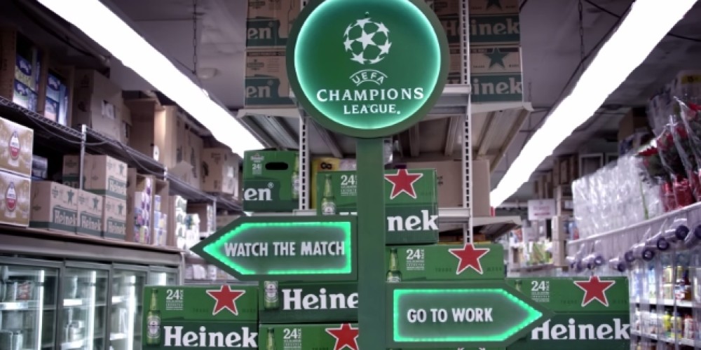 Heineken invita a convencer a tu jefe para ir juntos a un partido de la Champions League