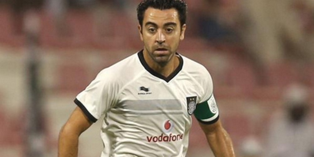 Xavi debut&oacute; en Qatar ante apenas 2 mil personas