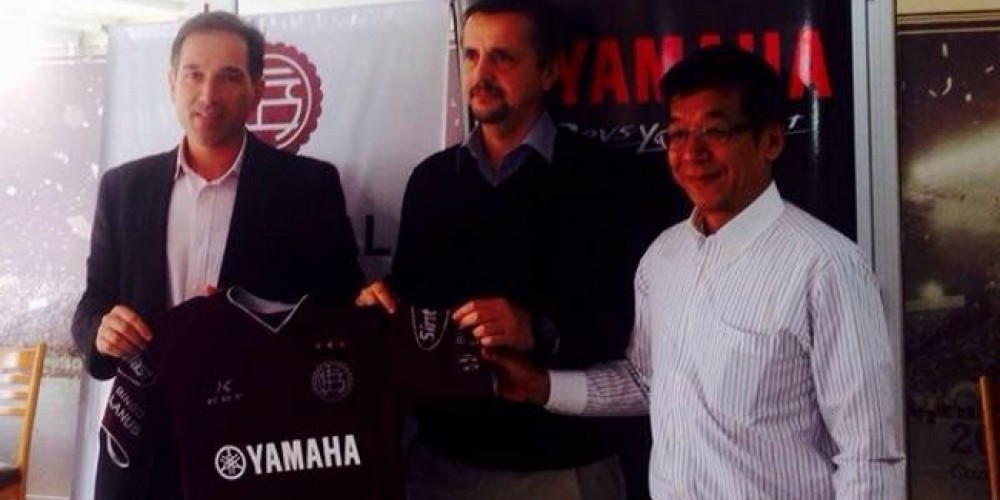 Lanús presentó Yamaha como nuevo patrocinador