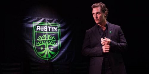 El equipo del actor Matthew McConaughey present&oacute; a Cecilio Dom&iacute;nguez como su primer &ldquo;Jugador Franquicia&rdquo;