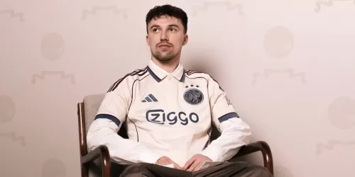 El Ajax presentó su nueva tercera camiseta de la mano de adidas