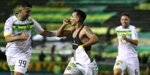 &iquest;Alan Ruiz copi&oacute; a Ronaldo en su debut en Aldosivi?