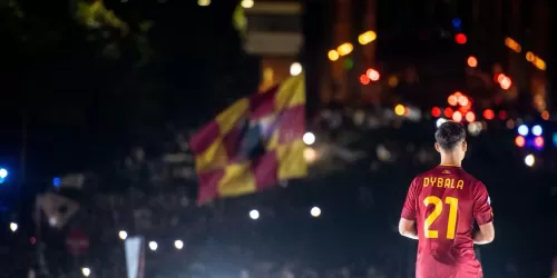 AS Roma seguirá en el Olímpico hasta 2028 y posterga su mudanza a Pietralata