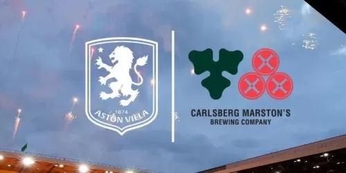 El Aston Villa firmó un acuerdo con Carlsberg como su cerveza oficial