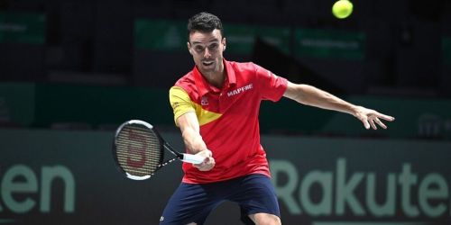 El Villarreal invita a Bautista Agut a hacer el saque inicial tras ganar la Davis