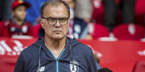 Bielsa mir&oacute; 1800 partidos para formar el plantel del Lille