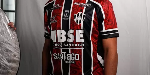 Chacarita denunci&oacute; a Central C&oacute;rdoba por plagio en su nueva camiseta
