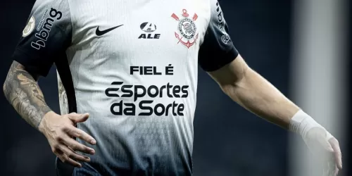 Corinthians enfrenta un conflicto comercial por el parche de campeón