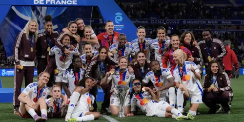 Crece el interés por el fútbol femenino en Europa: el primer club que tiene escudo propio