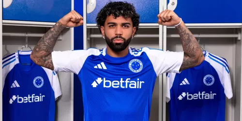 Cruzeiro y adidas lanzaron la nueva camiseta titular para la temporada 2025