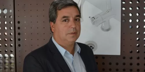David Urreta, presidente de Atenas de C&oacute;rdoba: "Que Atenas pierda la categor&iacute;a en b&aacute;squet, es como que River descienda"