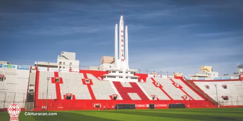 Todos los detalles de la nueva camiseta de Huracán