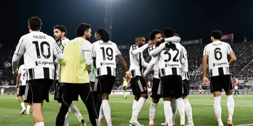 El dueño de la Juventus rechazó una oferta de más de 1.000 millones de dólares