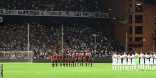 Hinchas del Genoa guardan 43 minutos de silencio en homenaje al número de víctimas del accidente